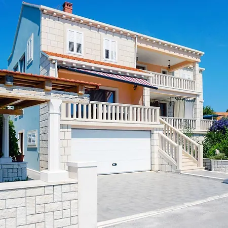 By The Sea Lumbarda, Korcula - 9325 *