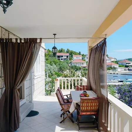 アパート By The Sea Lumbarda, Korcula - 9325 *